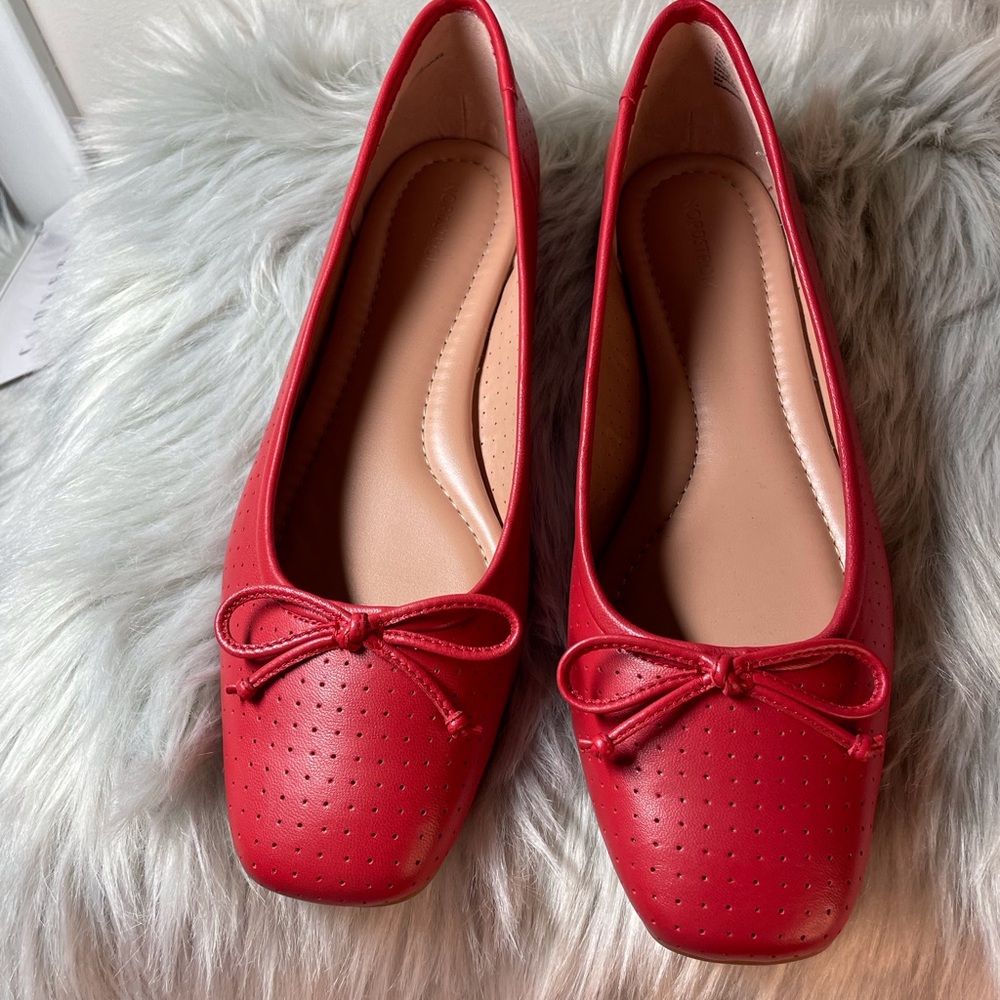 Nordstrom Noashton Leather Ballet Flats